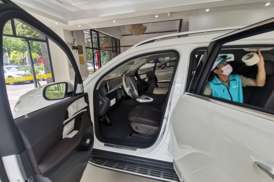 广东省深圳市龙岗区奔驰汽车