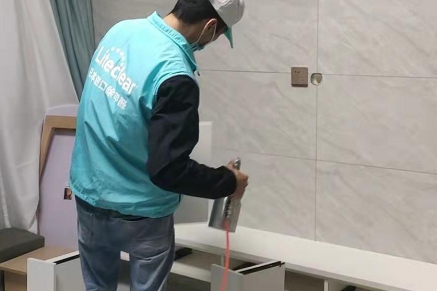东莞市大朗镇莞樟路东方银座中心城4栋